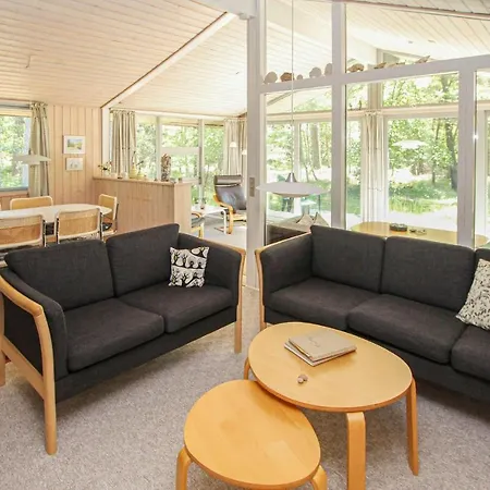 In With Kitchen Nyaraló *